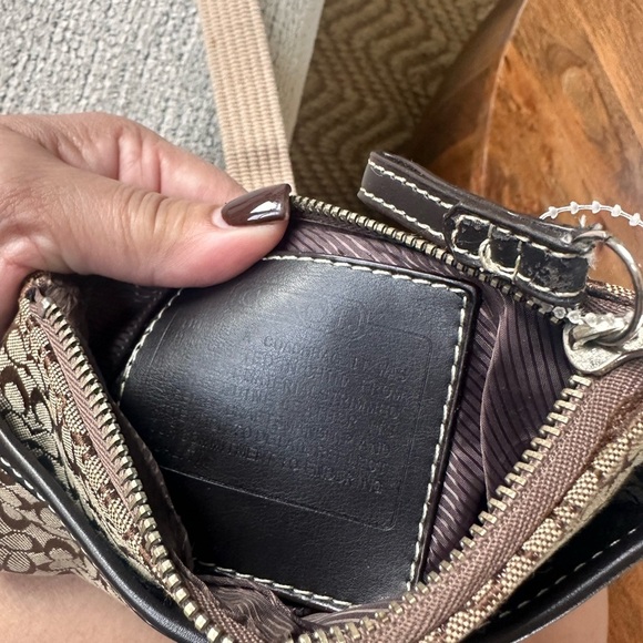 Vintage Coach signature C small crossbody bag back zip pocket Pre Loved - Picture 4 of 7
